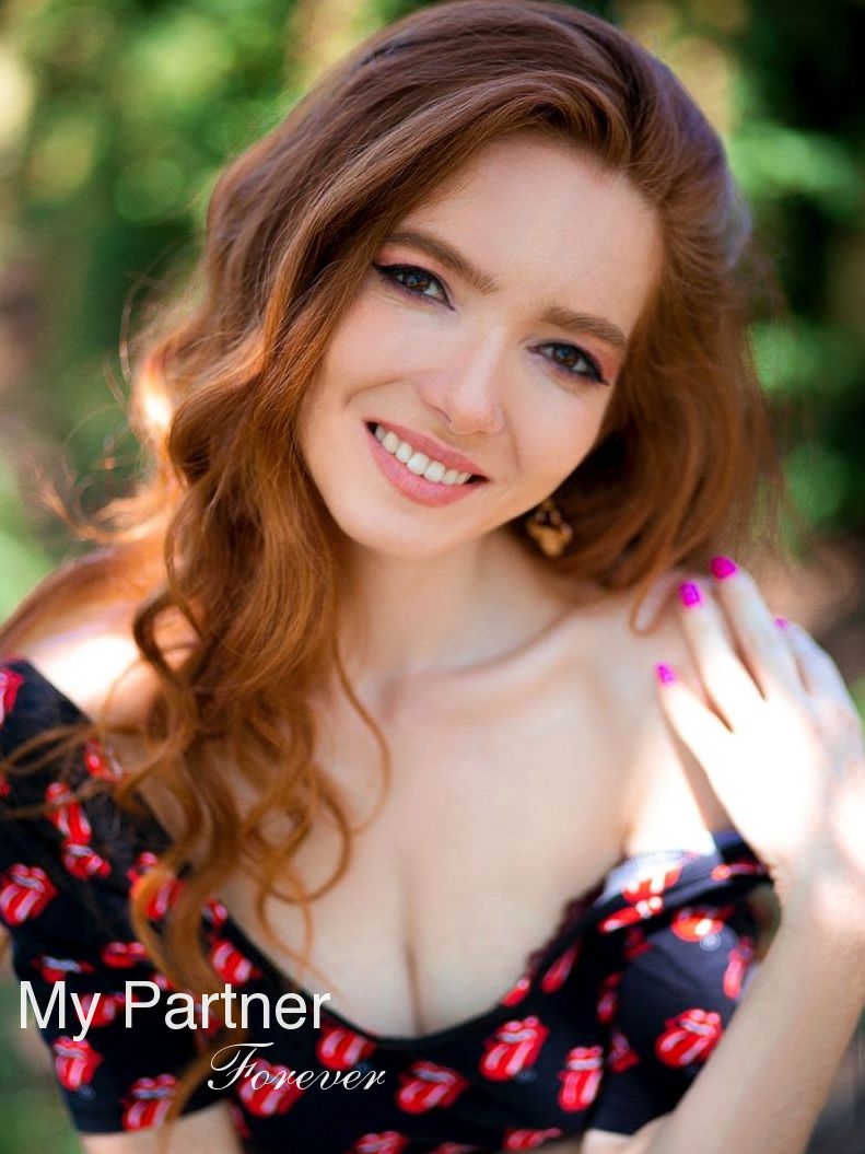 Dating Site to Meet Sexy Ukrainian Woman Yuliya from Krivoj Rog, Ukraine