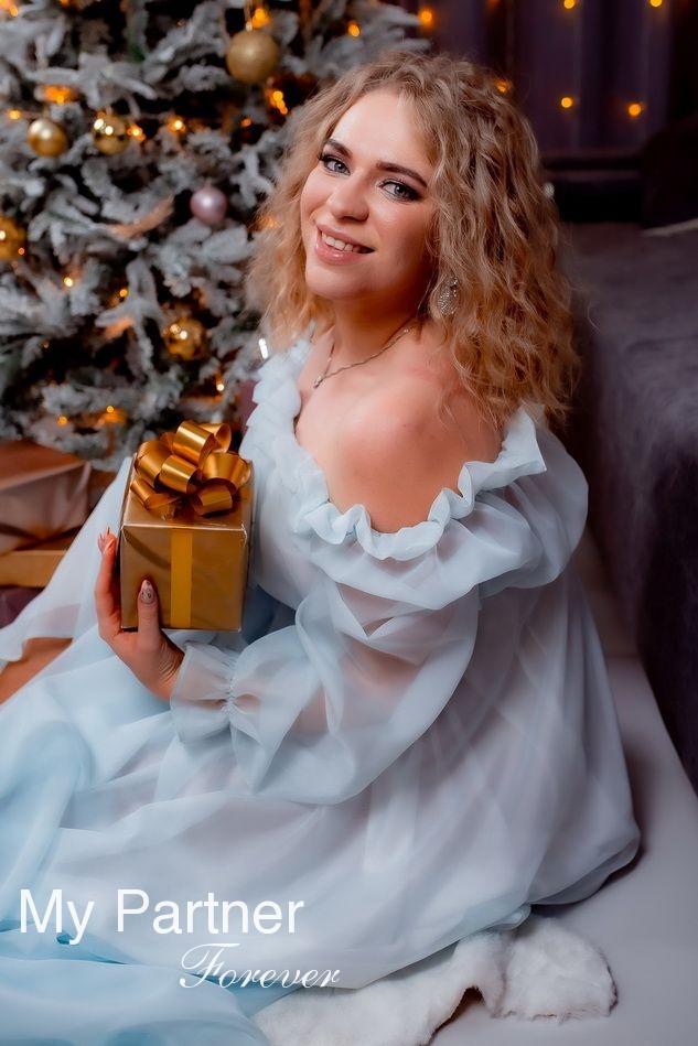 Dating with Gorgeous Belarusian Lady Anastasiya from Grodno, Belarus