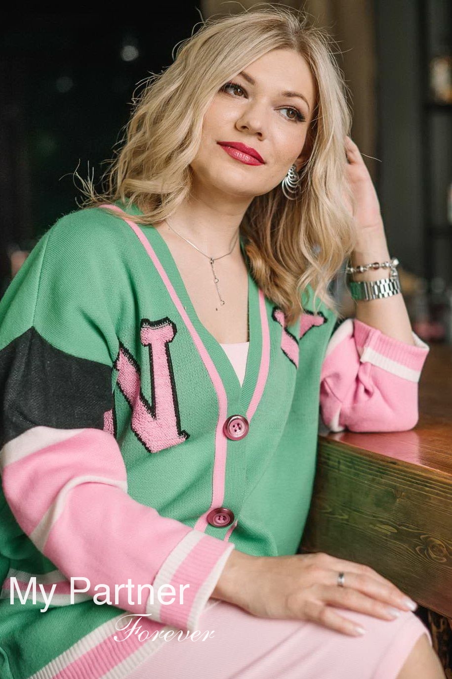 Dating with Gorgeous Russian Woman Nataliya from Novgorod, Russia
