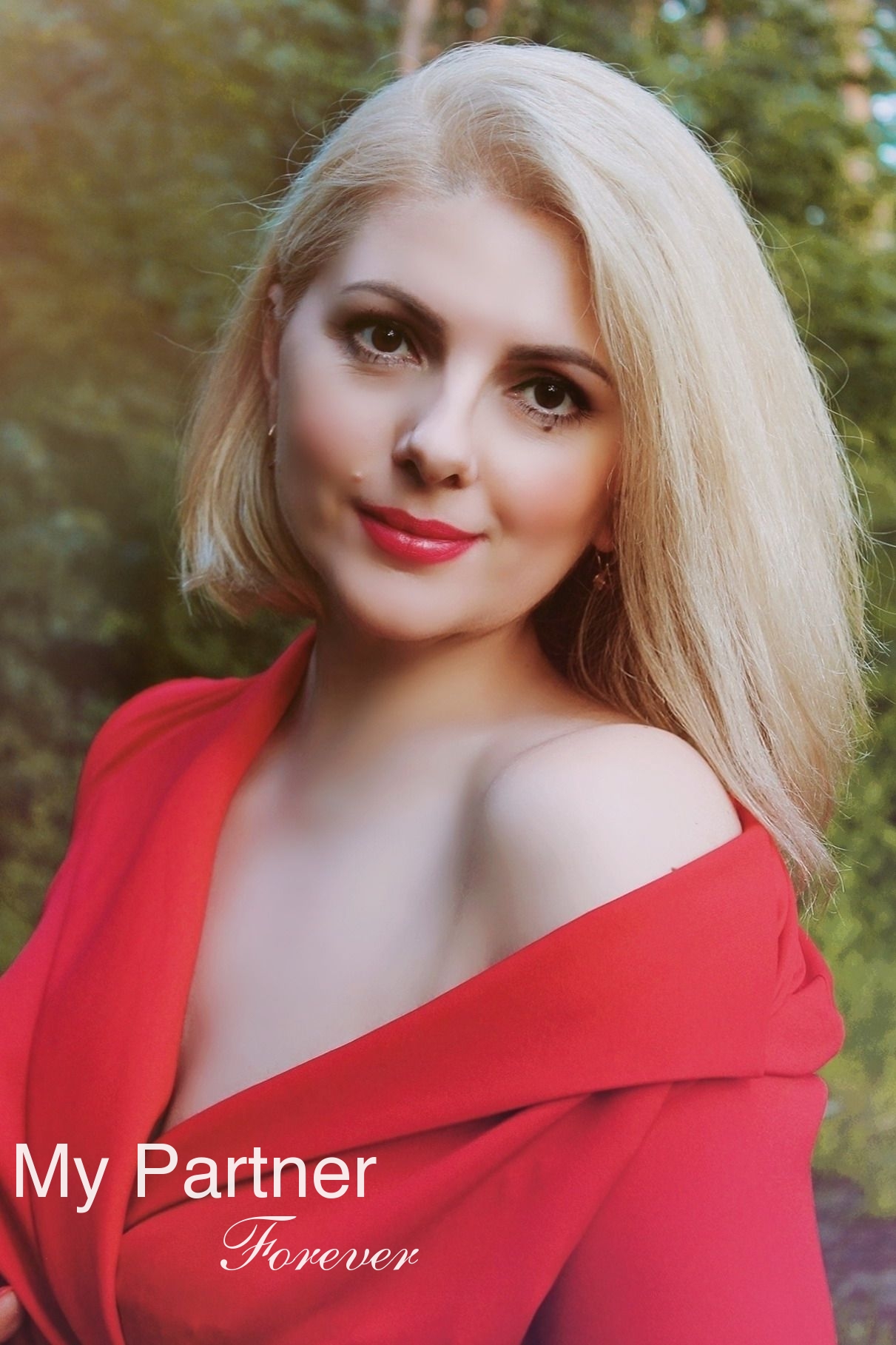 Dating with Stunning Belarusian Lady Alla from Grodno, Belarus