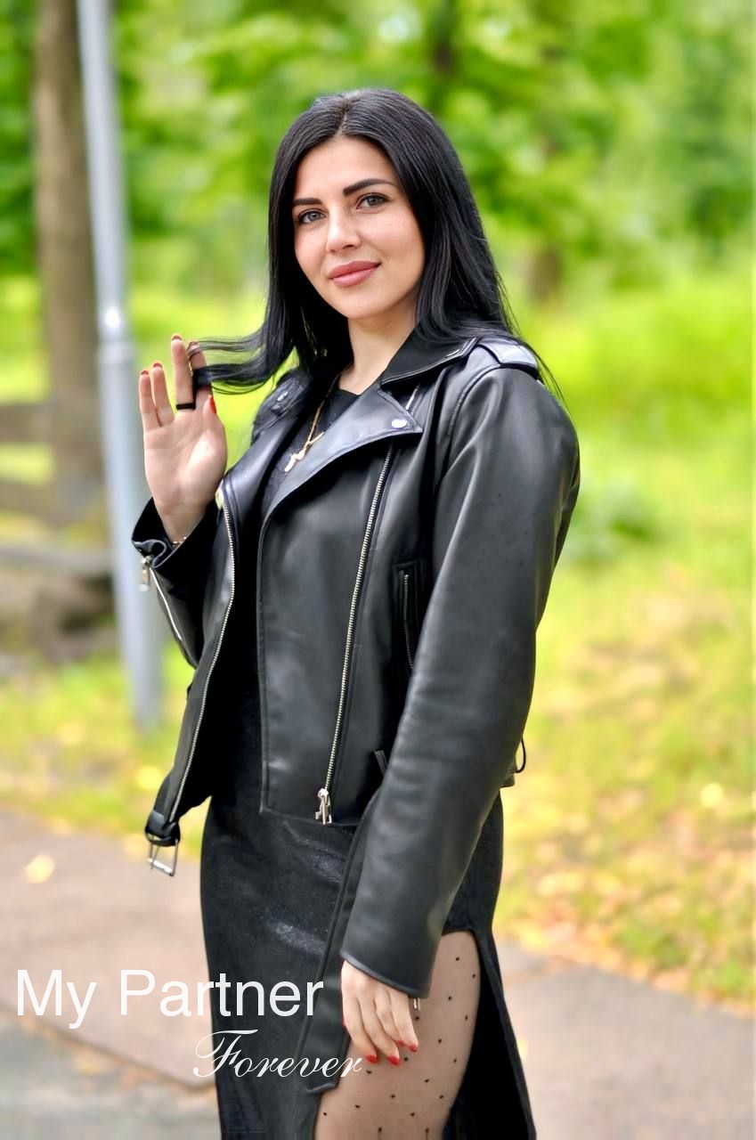 Dating with Ukrainian Woman Irina from Cherkasy, Ukraine