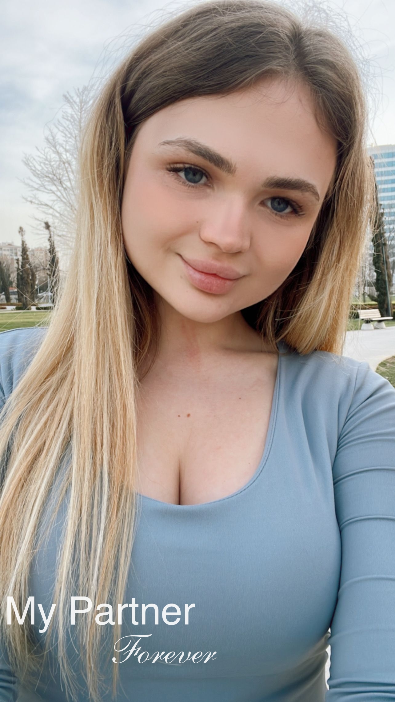 Datingsite to Meet Beautiful Ukrainian Girl Kristina from Kiev, Ukraine