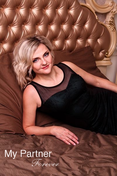 Datingsite to Meet Gorgeous Russian Woman Marina from Almaty, Kazakhstan