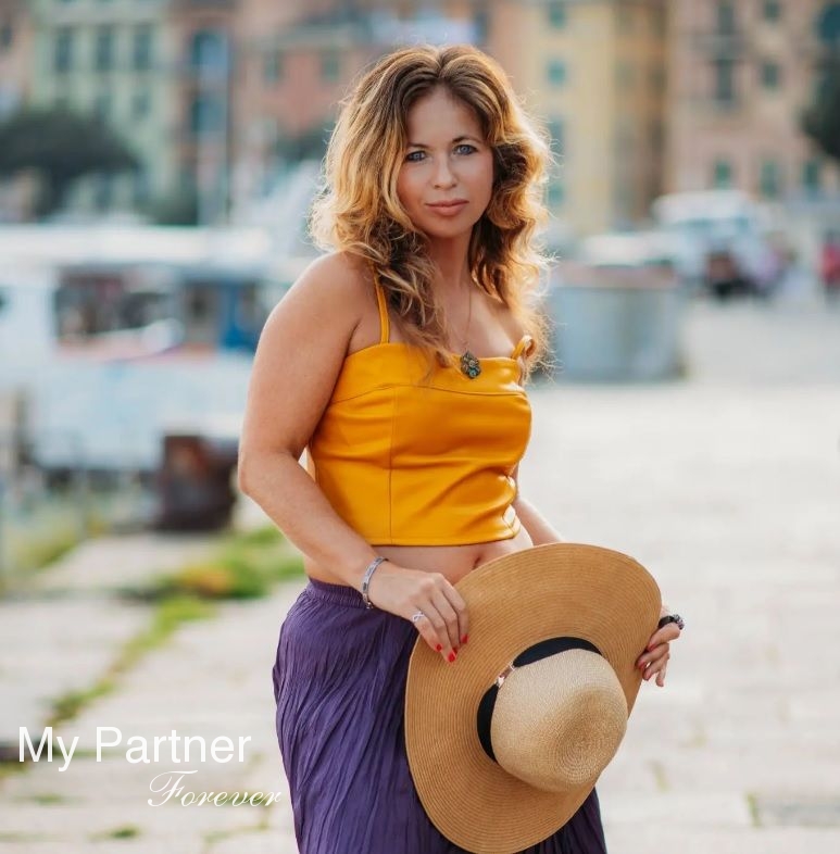 Datingsite to Meet Single Ukrainian Lady Aleksandra from Kiev, Ukraine