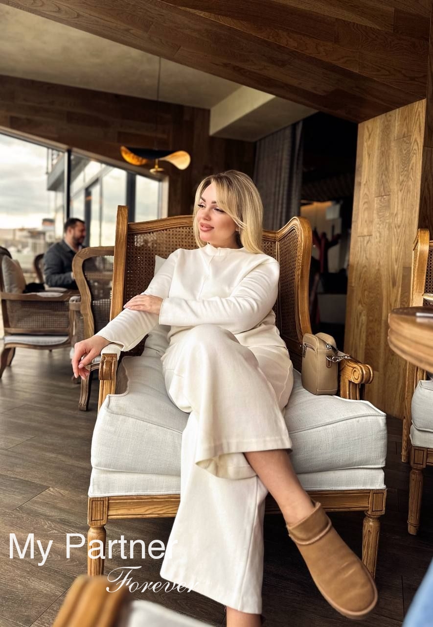 Gorgeous Ukrainian Lady Katrina from Odessa, Ukraine