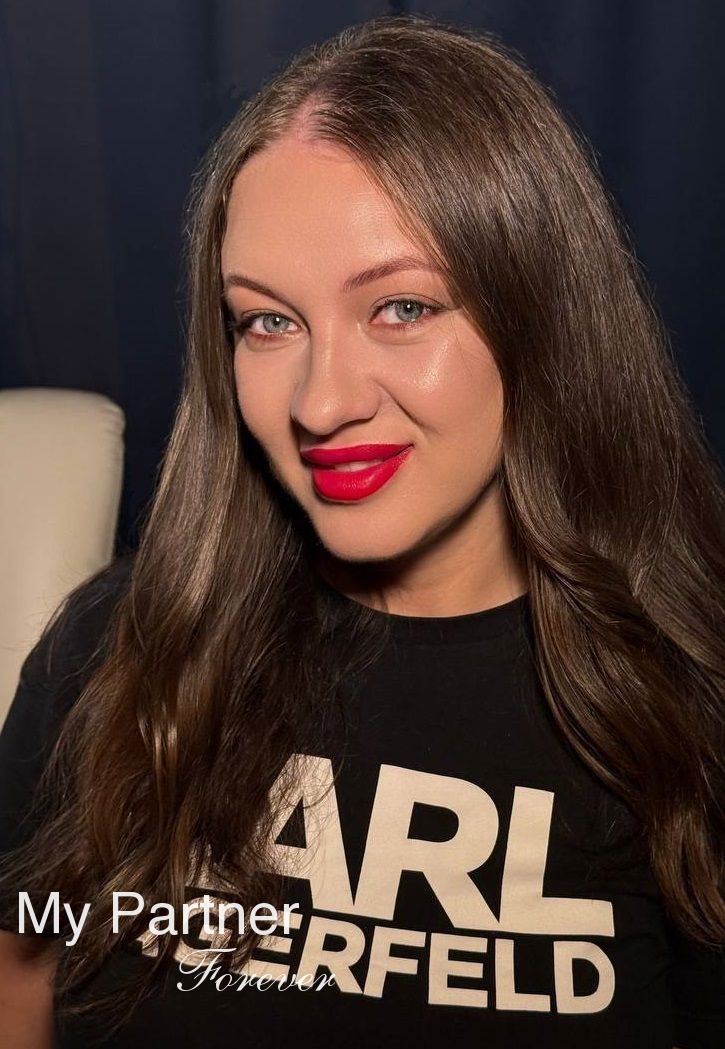 Gorgeous Woman from Ukraine - Yuliya from Kiev, Ukraine