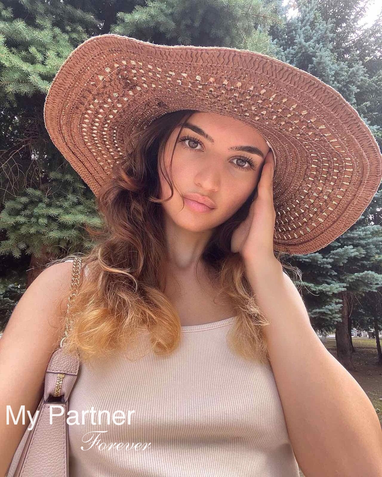 International Dating Service to Meet Valeriya from Chisinau, Moldova