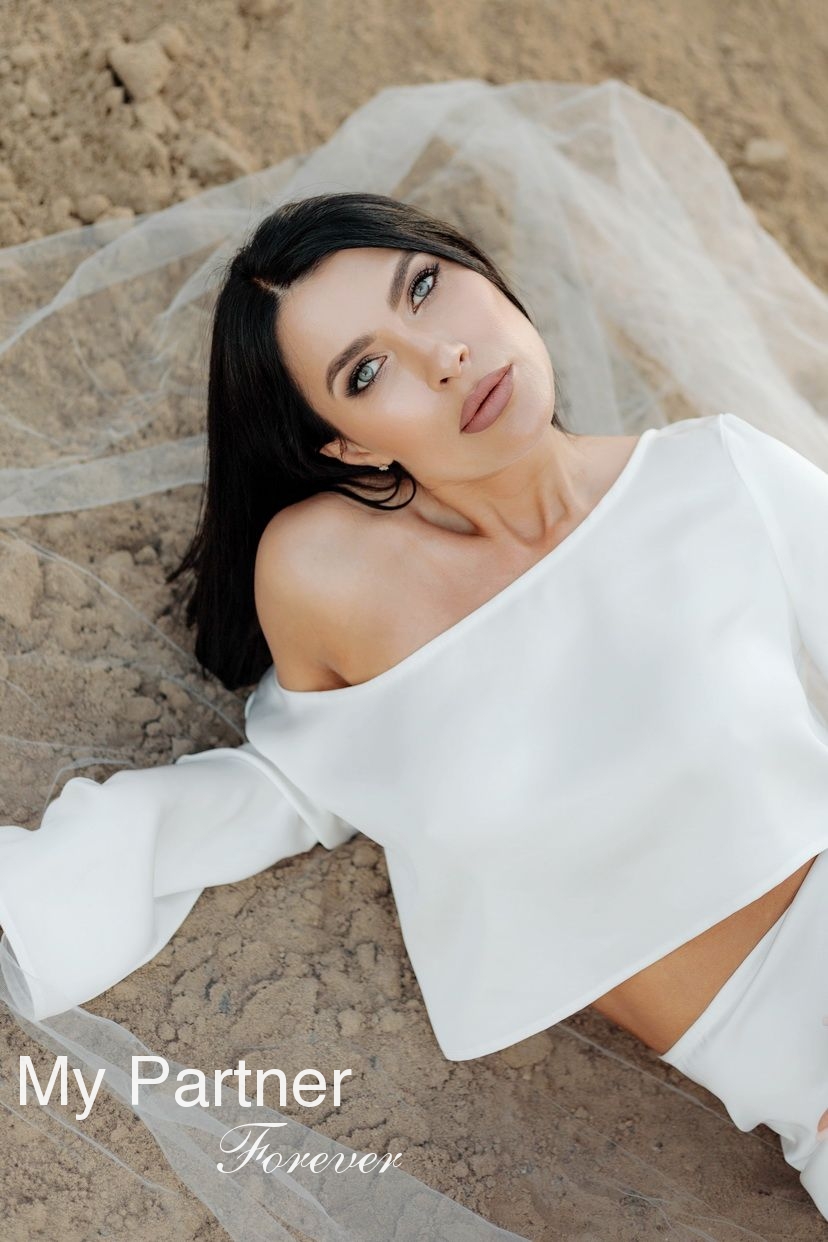 Marriage Agency to Meet Nadezhda from Grodno, Belarus