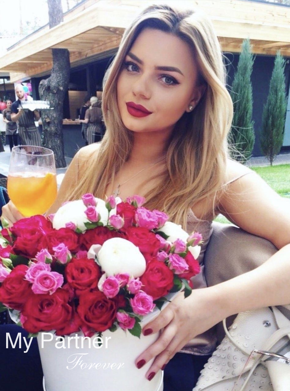 Matchmaking Service to Meet Sofiya from Kiev, Ukraine