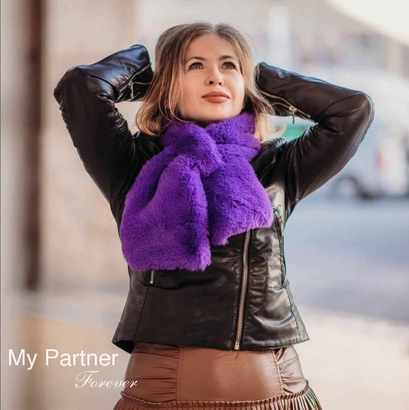 Meet Beautiful Ukrainian Lady Aleksandra from Kiev, Ukraine
