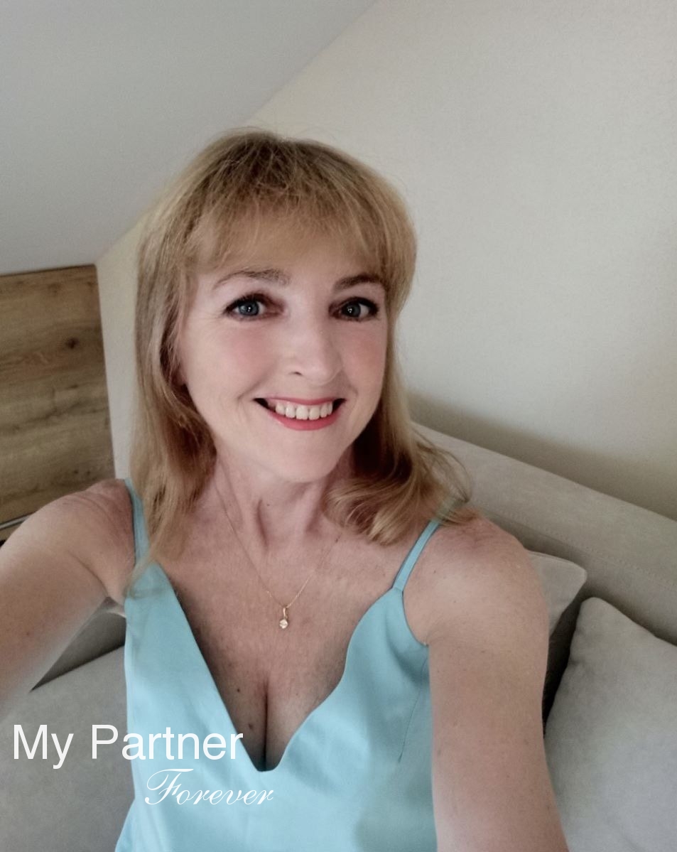 Meet Sexy Ukrainian Woman Irina from Nikolaev, Ukraine