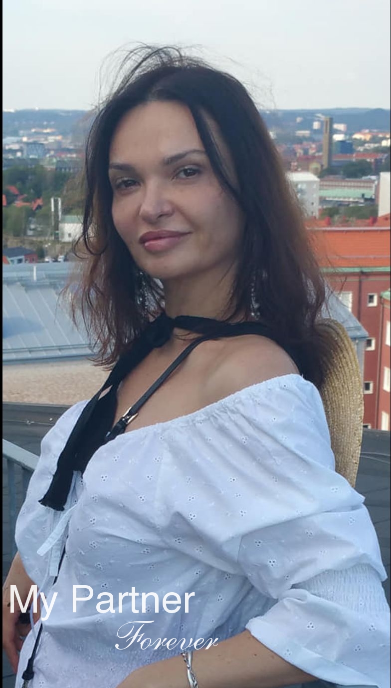 Meet Single Ukrainian Girl Inna from Nikolaev, Ukraine