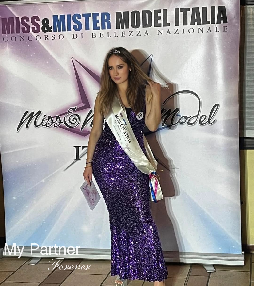 Online Dating with Gorgeous Ukrainian Woman Iolanta from Odessa, Ukraine