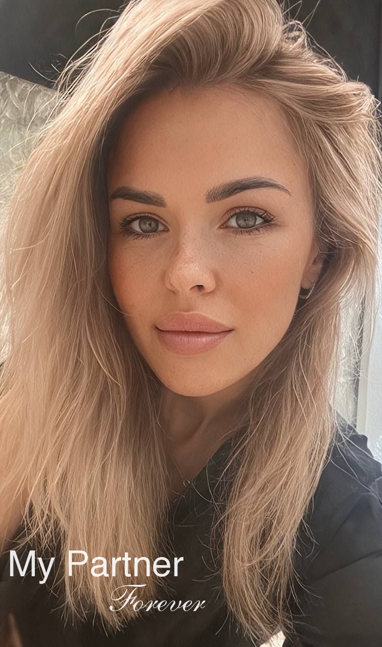 Online Dating with Sexy Ukrainian Girl Tatiyana from Dniepropetrovsk, Ukraine