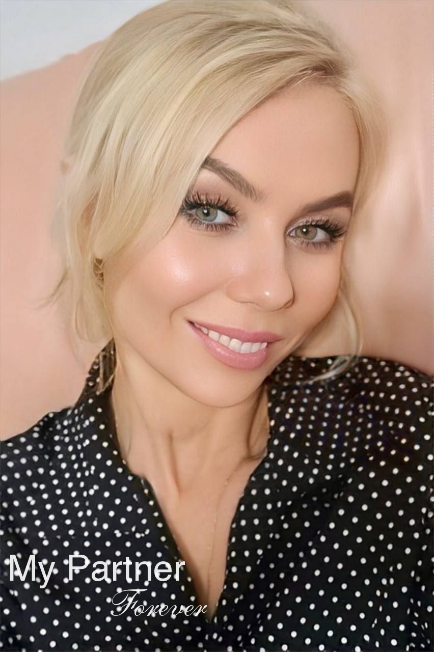 Russian Woman Looking for Marriage - Raisa from Saldus, Latvia