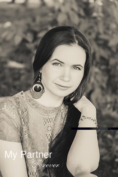 Russian Women Matchmaking - Meet Yuliya from Almaty, Kazakhstan