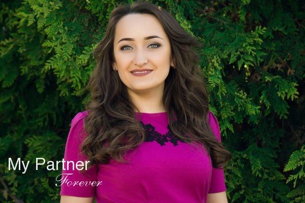 Stunning Ukrainian Bride Viktoriya from Dniepropetrovsk, Ukraine