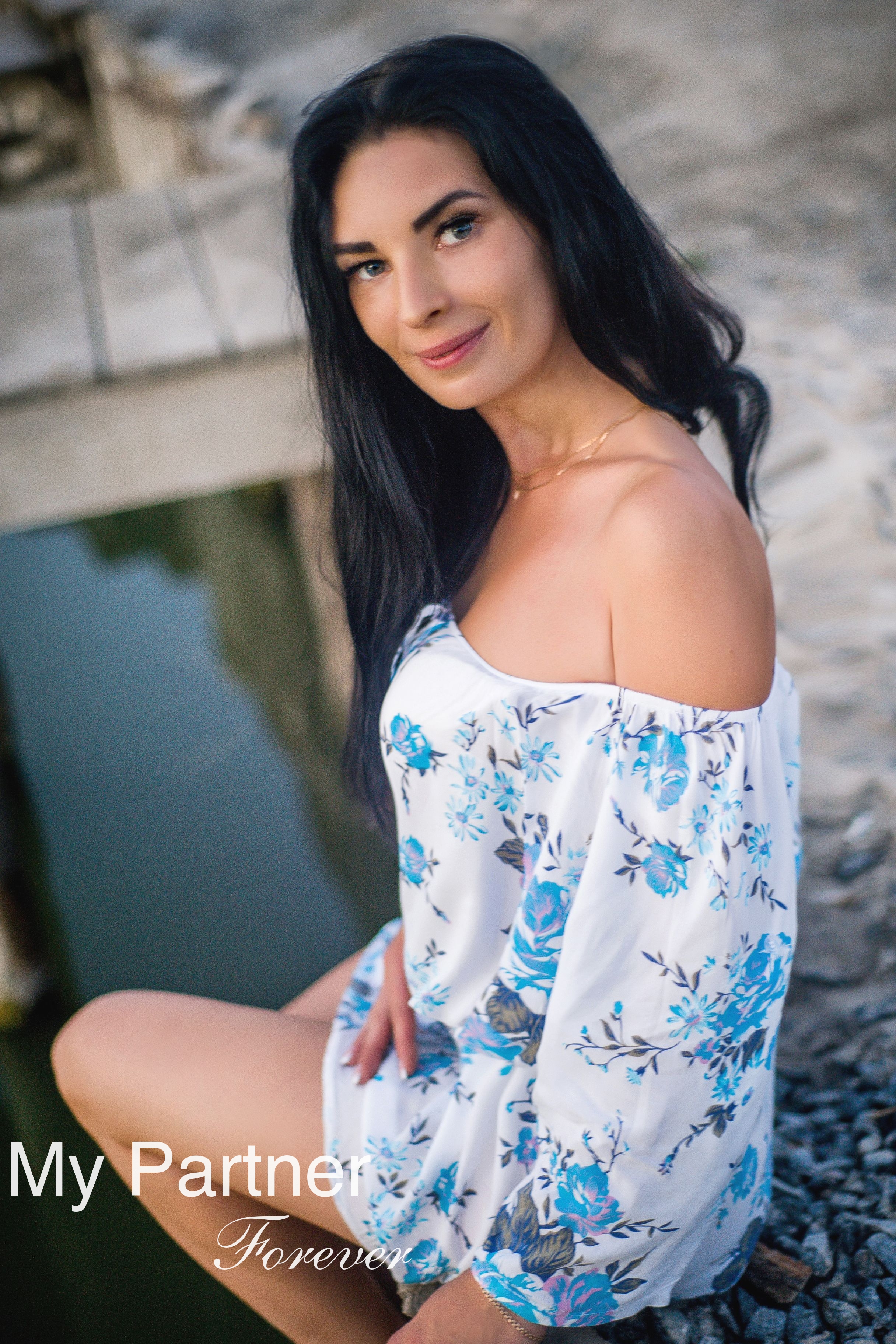 Ukrainian Girl for Marriage - Anna from Melitopol, Ukraine