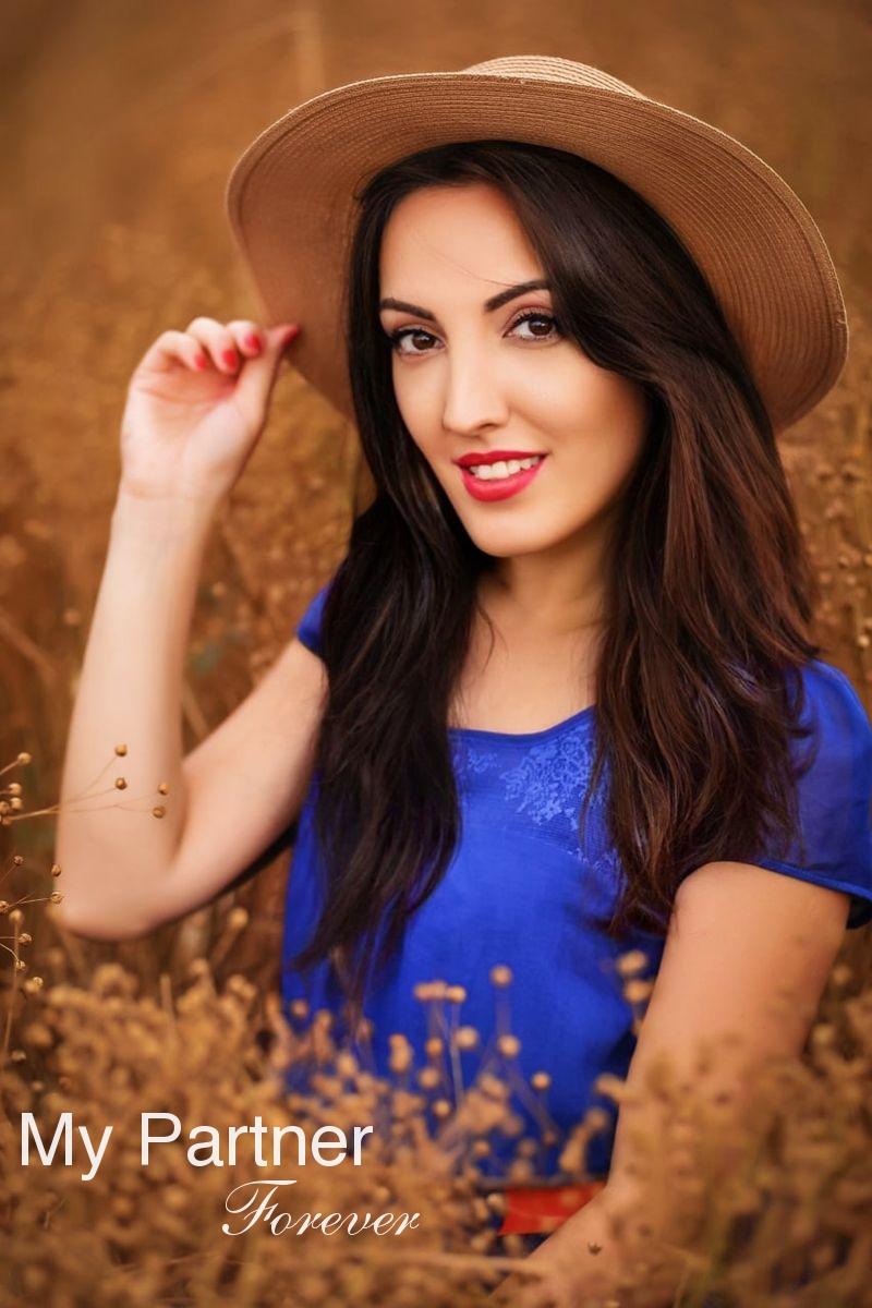 Ukrainian Girl for Marriage - Irina from Kiev, Ukraine