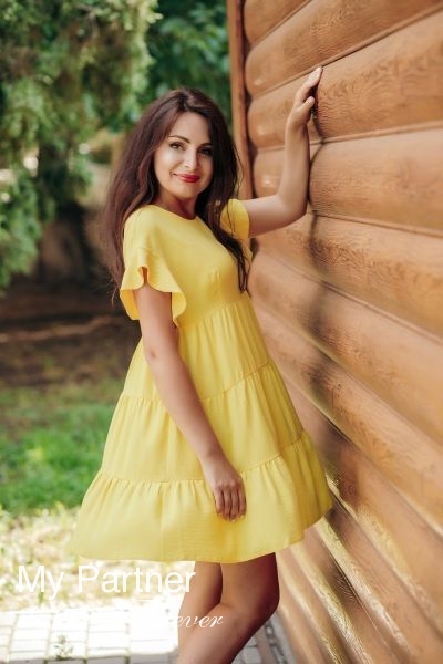 Ukrainian Girl Seeking Men - Anna from Zaporozhye, Ukraine