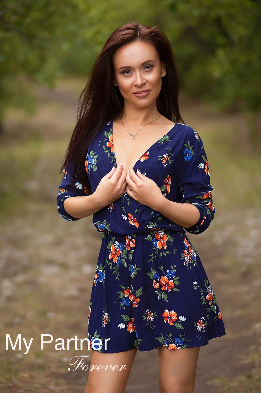 Ukrainian Woman Looking for Men - Anna from Kharkov, Ukraine