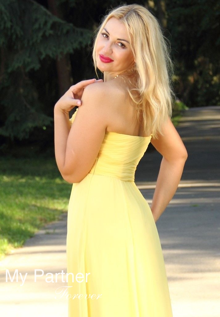 Ukrainian Woman Looking for Men - Viktoriya from Vinnitsa, Ukraine